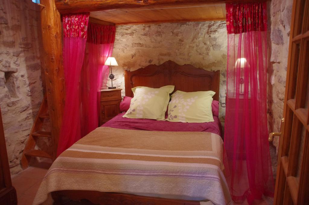 Pontet-Fronzele Agrotourisme Ecologique, Maison D'Hotes & Spa لاغورس المظهر الخارجي الصورة